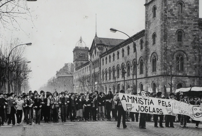 Lee más sobre el artículo Condenar la violencia en las calles.